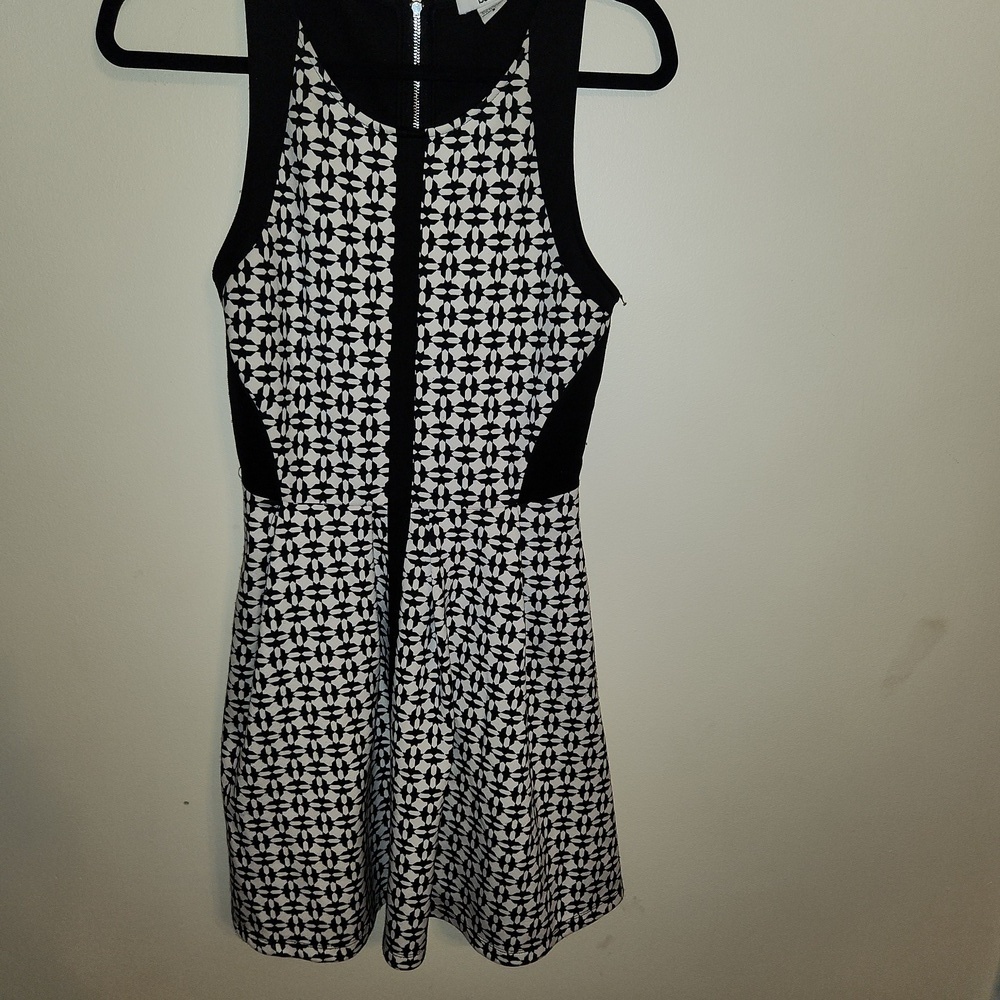 Bar III Black and White Patterned A Line Dress